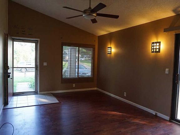 3rd image of 3273 Green Pasture Dr