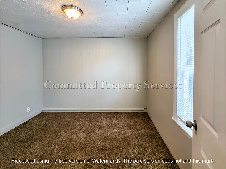 14148 Manor St — Photo 7