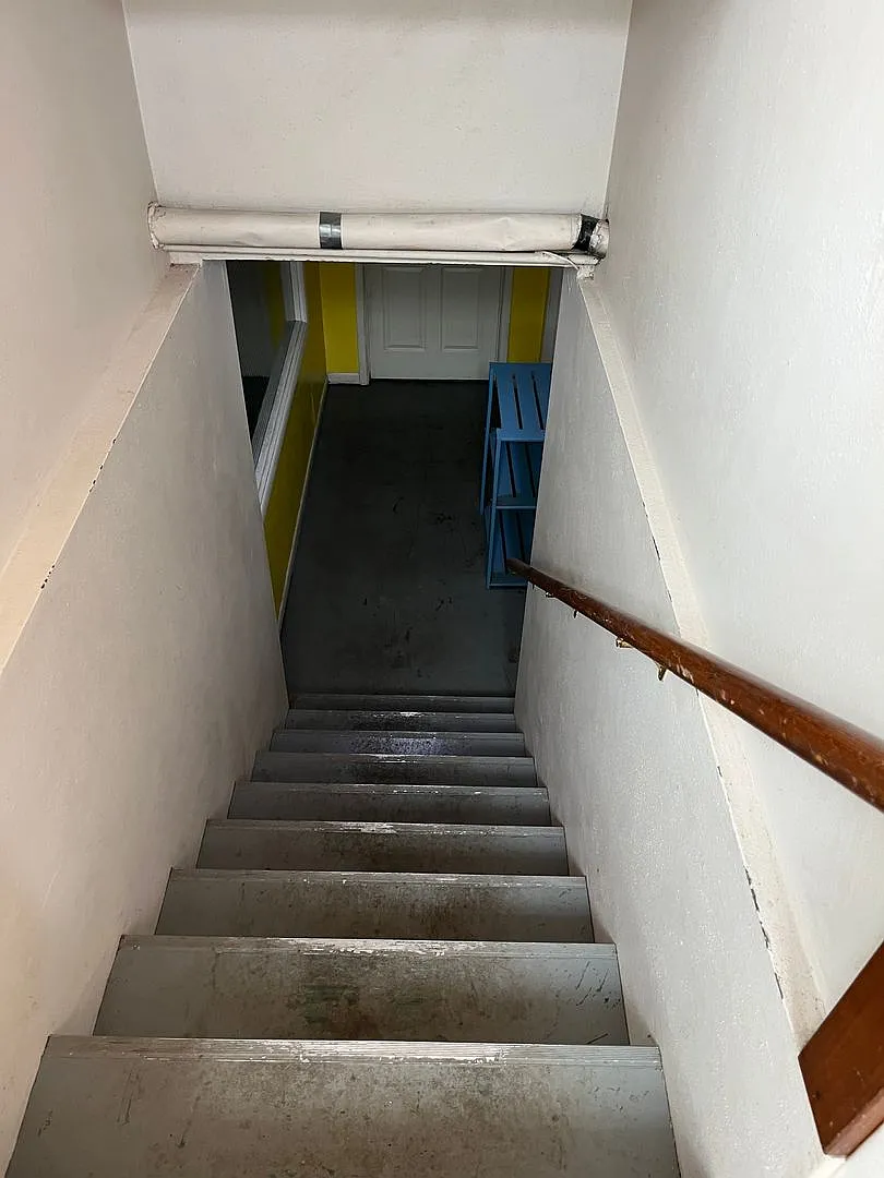 515 Avenue C — Photo 2