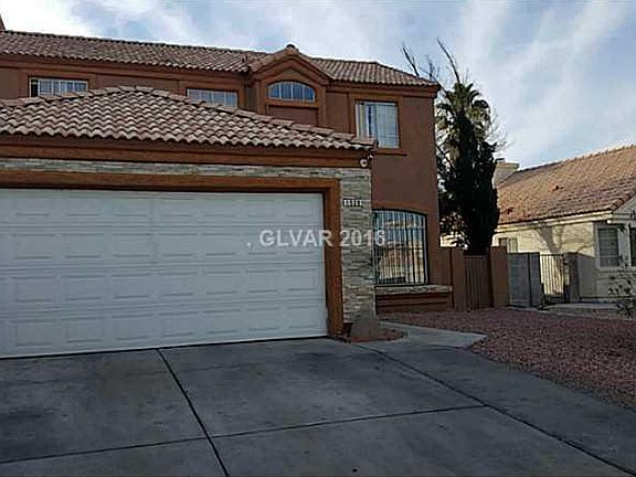 2nd image of 1520 Canyon Rose Way