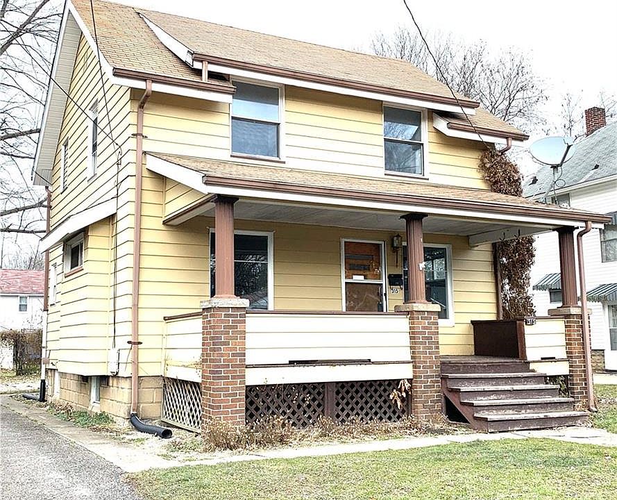 1st image of 315 Superior St