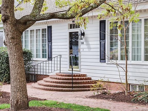 3rd image of 301 Dogleg Dr