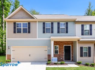 7733 Linda Lake Dr, Charlotte, NC 28215