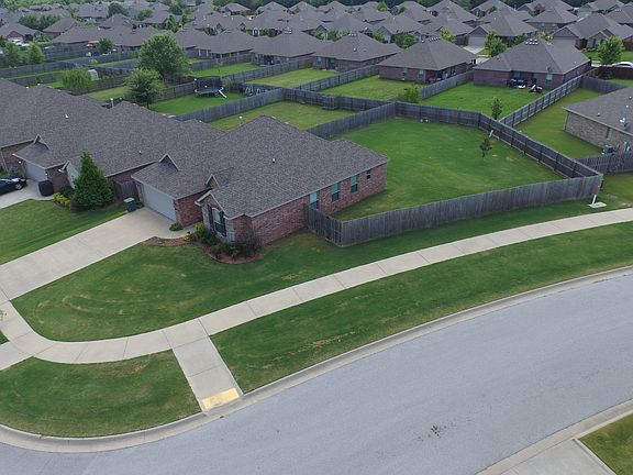 2nd image of 3103 N Azure Ave