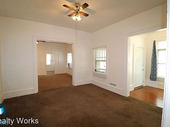5th image of 1347 D St APT 4
