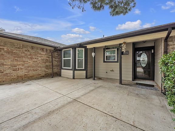 4th image of 400 Blue Ridge Trl