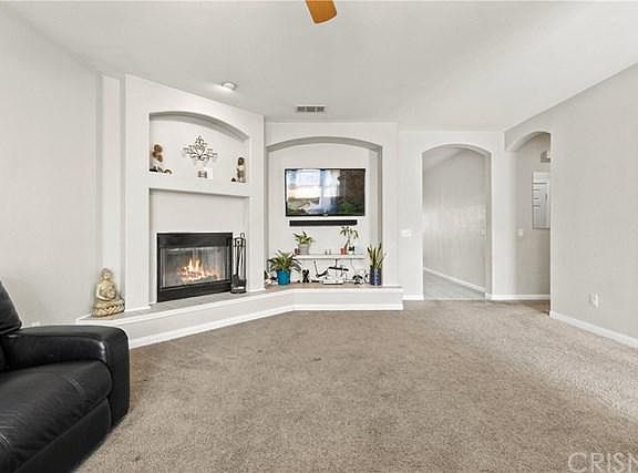 4th image of 44134 Coral Dr