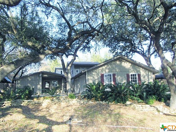 4th image of 2417 Robinhood Ln