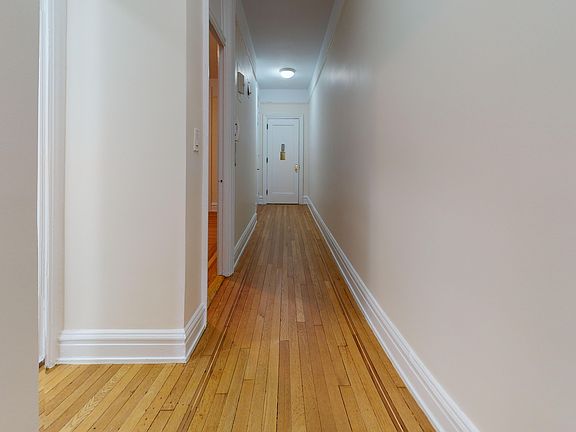 5th image of 656 W 204th St APT 34