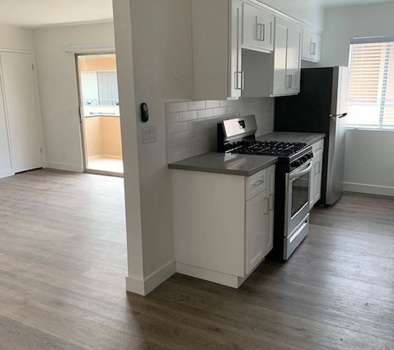 1st image of 3557-3563 Jasmine Ave #6