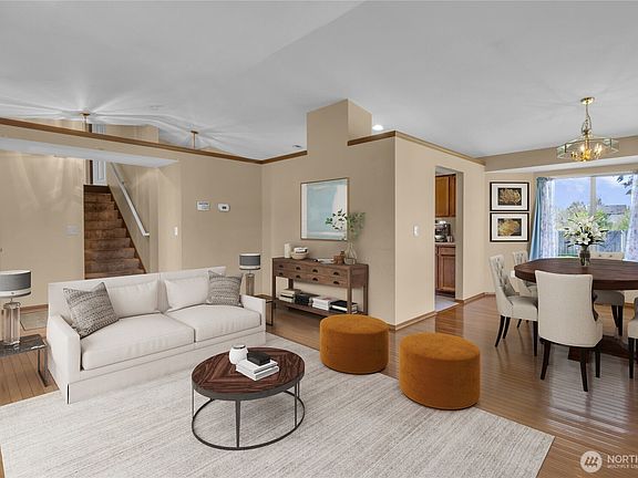 4th image of 15724 44th Avenue Ct E