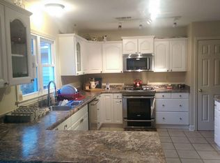 4045 Warren Rd, Oakland, TN 38060