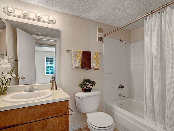 3rd image of 4715 W Wadley Ave #1401