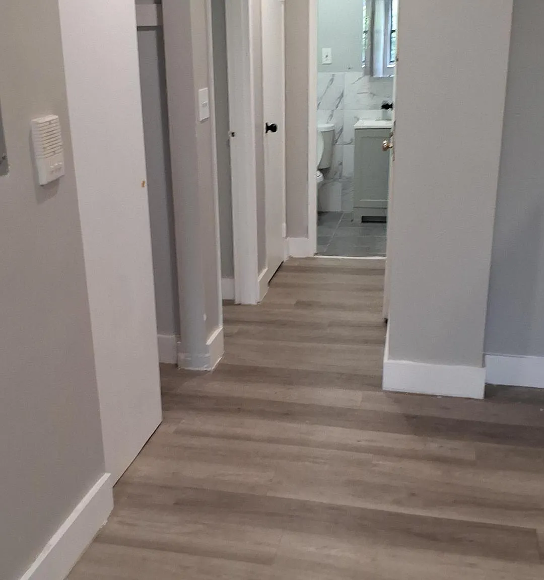 3 bed, 1000 sqft, $2,350 — Photo 1