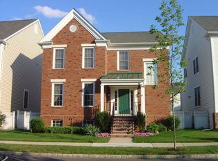 220 Garden Pl, Robbinsville, NJ 08691