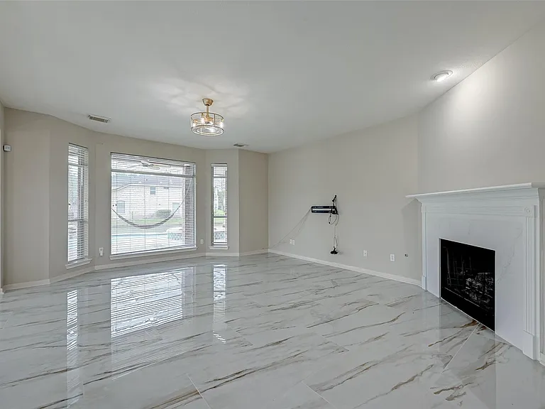 11954 Galentine Point — Photo 11