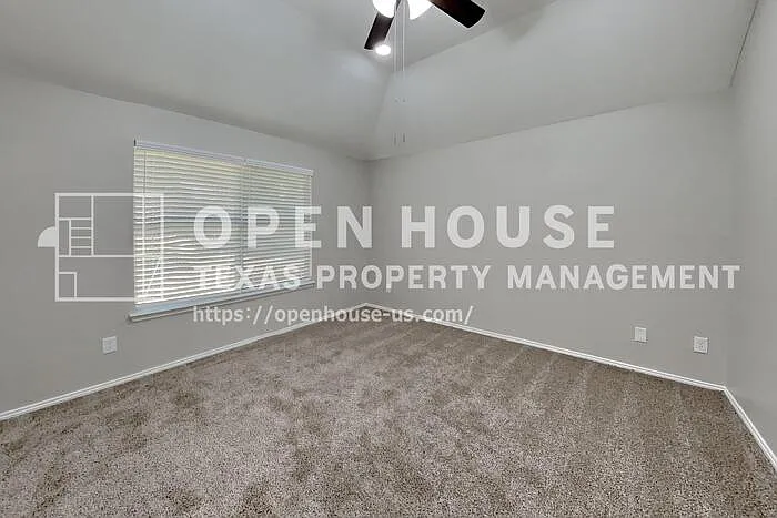 1017 Cutting Horse Dr — Photo 9