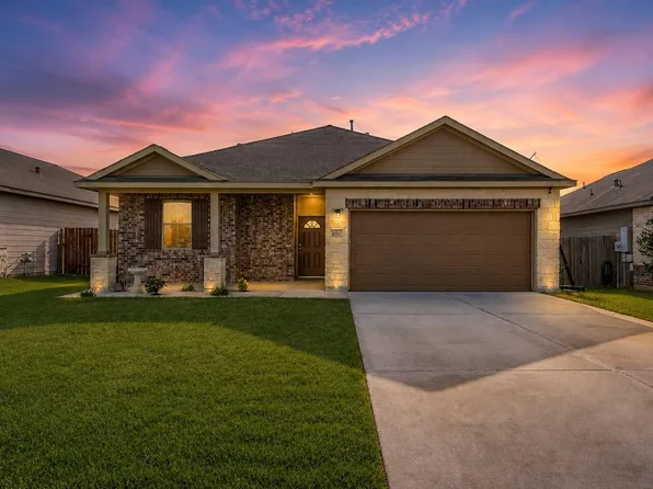 4707 Waukegan Rd, Conroe, TX 77306