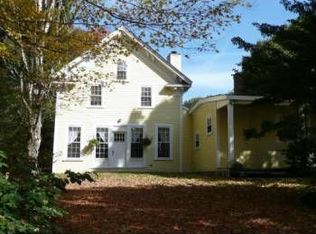 25 Hospital Rd, Medfield, MA 02052