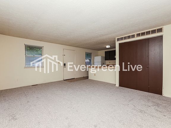 4th image of 8126 Mount Washington Dr