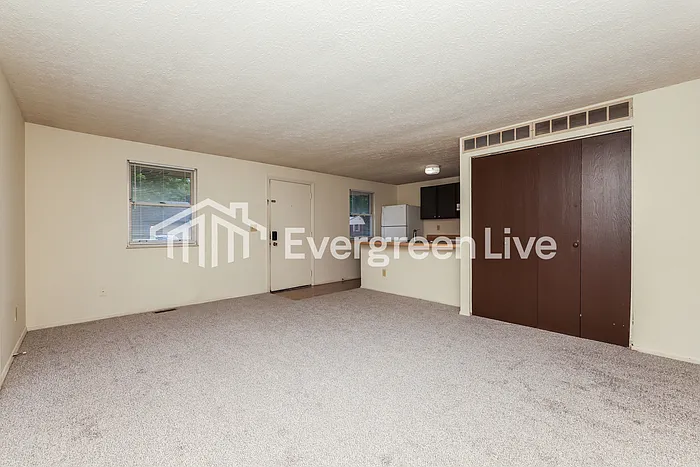 8126 Mount Washington Dr — Photo 5