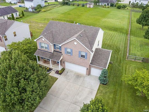 25  Broadcrest Drive Franklin OH 45005