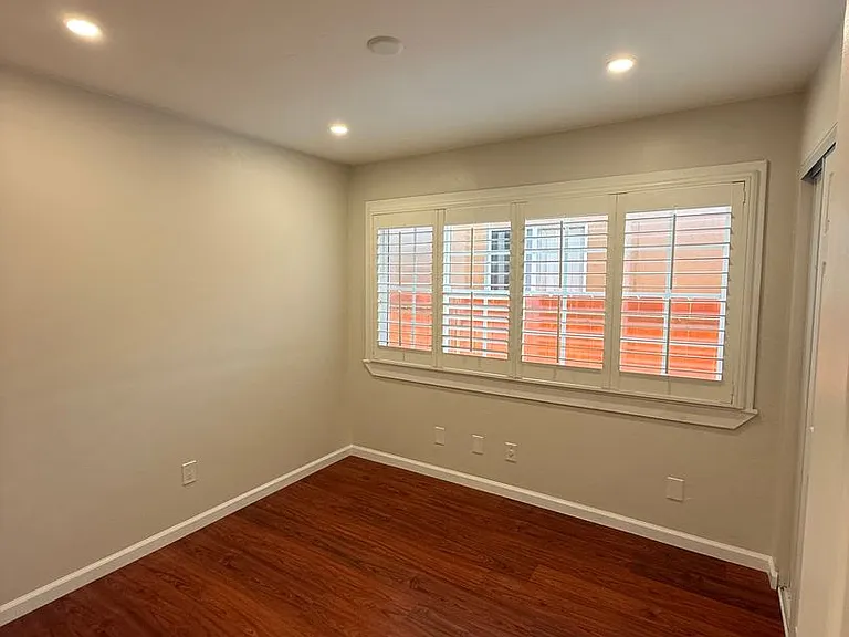 334 Roanoke Rd — Photo 25