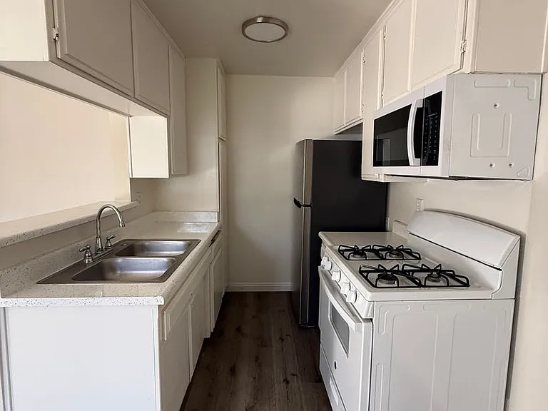 Lassen Carriage House LLC — Photo 27