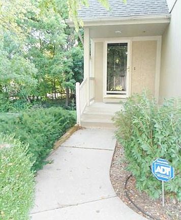 2nd image of 15128 Glenwood Ave