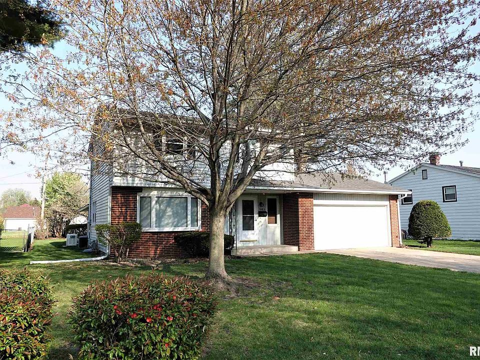 1st image of 1083 Sweetbriar Pl