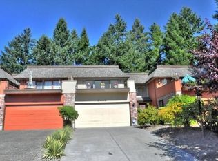 7411 Zircon Dr SW, Lakewood, WA 98498