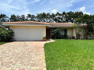 1755 Georgia Ave NE, Saint Petersburg, FL 33703