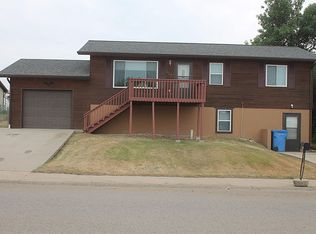 504 Summit St, Belle Fourche, SD 57717