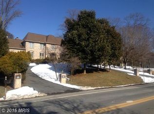 10625 Oaklyn Dr, Potomac, MD 20854