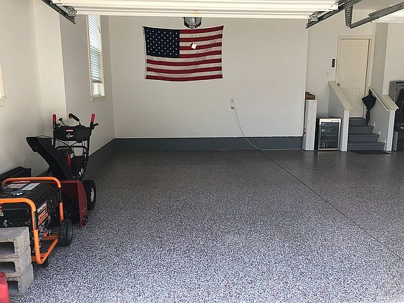 Those are some clean floors!