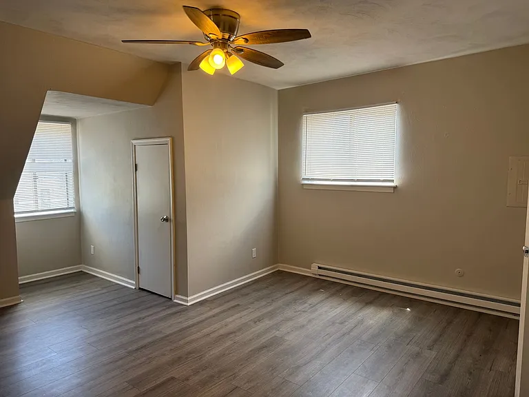 324 Ashlawn Dr — Photo 12