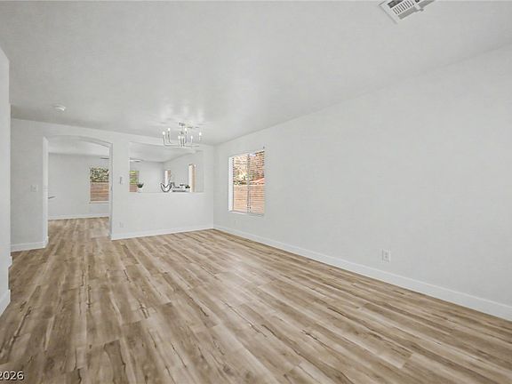 4th image of 321 Teal Ridge Hills Dr