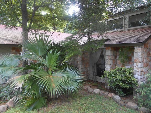 3rd image of 6005 Gardenridge Holw