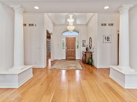 2nd image of 6358 Thackery Ln