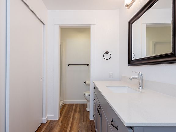 3rd image of 14707 NE 44th Pl APT Q4