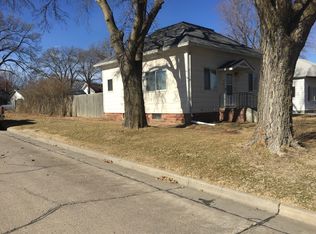 601 Logan St, Holdrege, NE 68949