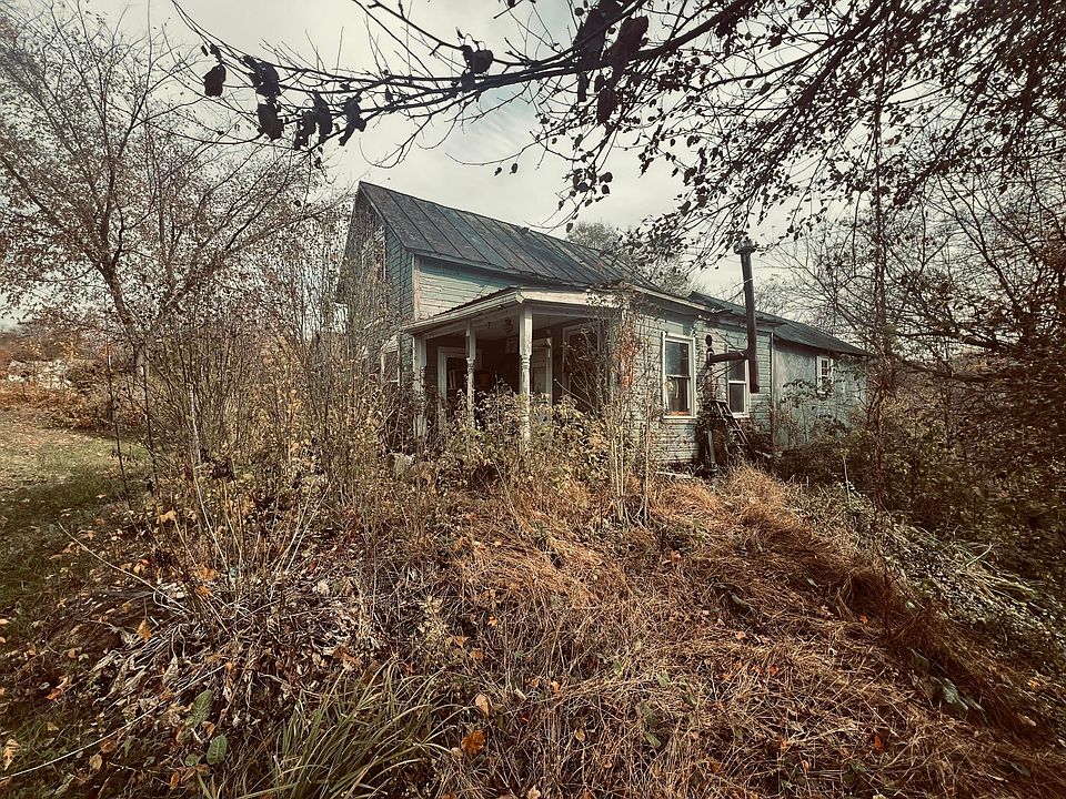 2nd image of 33375 Township Road 518
