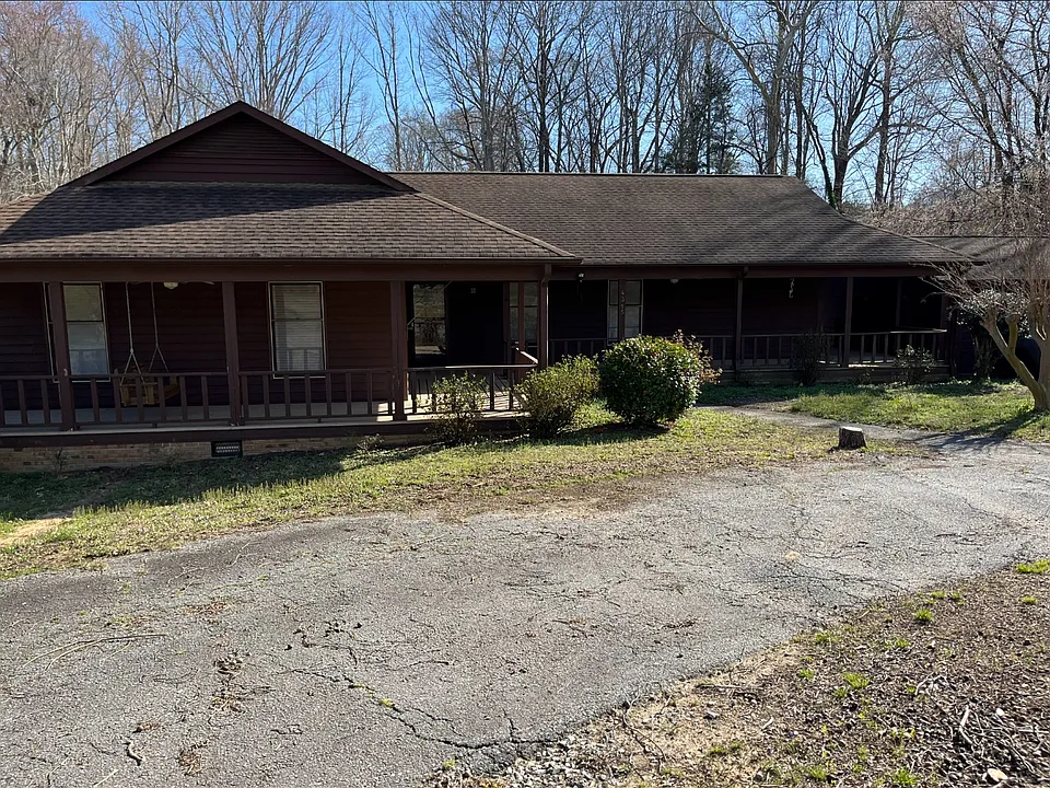 4315 Creekview Dr