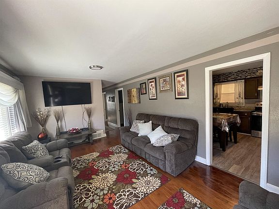 2nd image of 3711 Signal Hill Ave NW