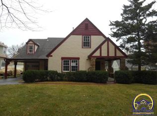 3510 SW Avalon Ln, Topeka, KS 66604