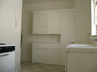 3rd image of 121 N New Hampshire Ave APT 202