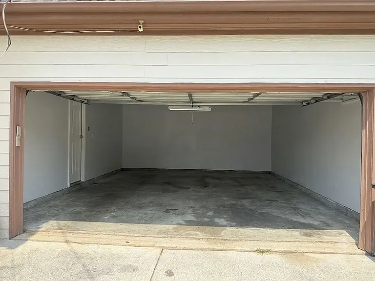 3055 Kennesaw Dr NW — Photo 7