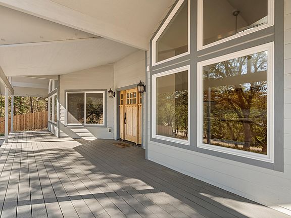 4th image of 94 Jacksonville Reservoir Rd