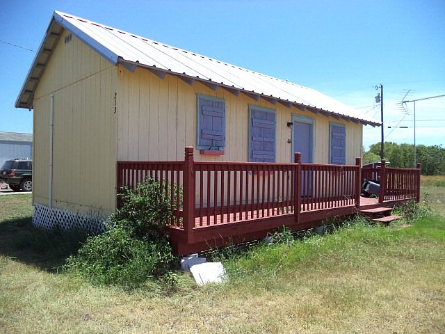 1st image of 213 W Oakland Ave