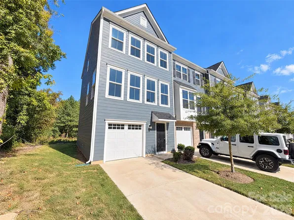 3344 Beeler Ln, Charlotte, NC 28208